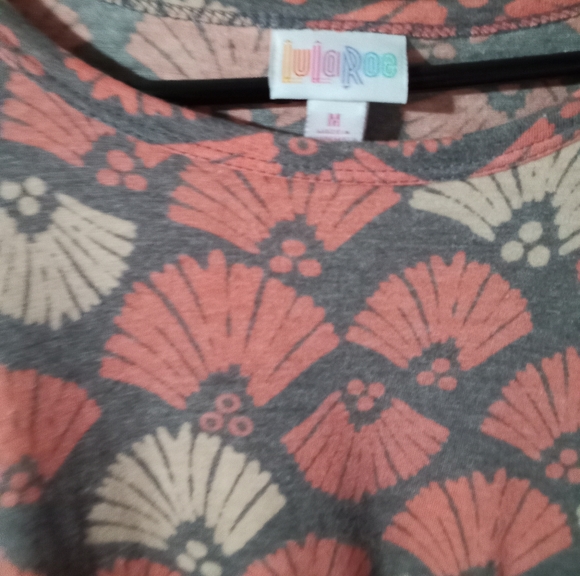 Carly - Picture 2 of 2